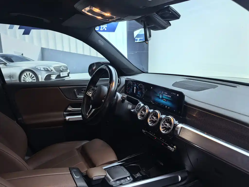 Mercedes-Benz Mercedes-Benz GLB 2021 GLB 200 Style 2021 - thumbnail 10