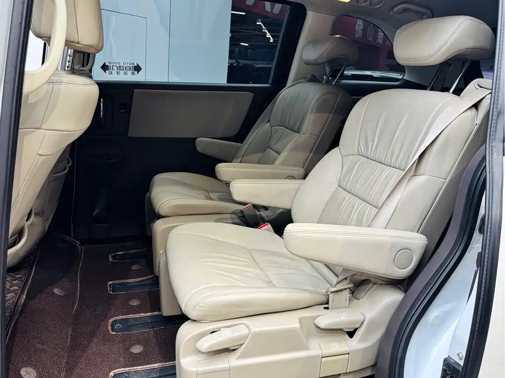 Honda Honda Odyssey 2017 2.4L Luxury Edition 2018 - thumbnail 10