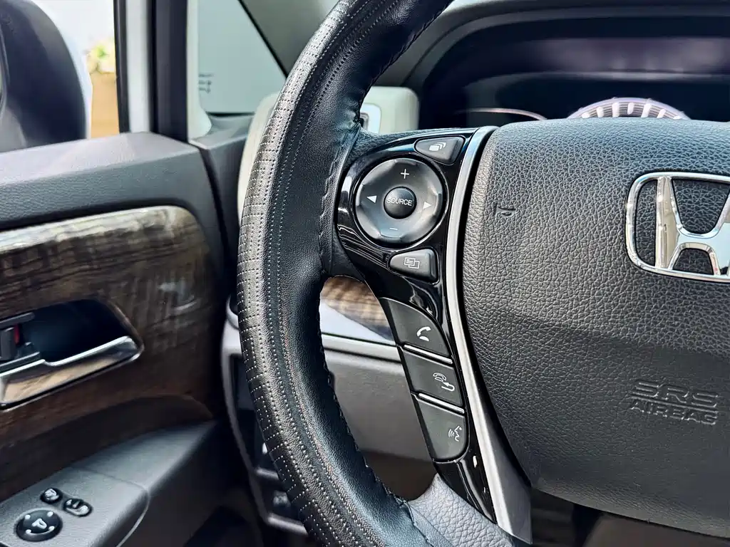 Honda Honda Odyssey 2017 2.4L Luxury Edition 2018 - thumbnail 19