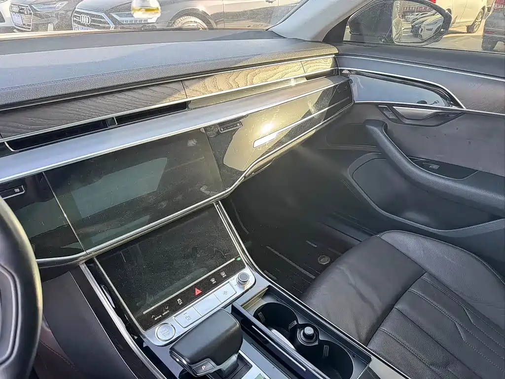 Audi Audi A8 2018 A8L 55 TFSI quattro Premium Edition 2019 - thumbnail 10