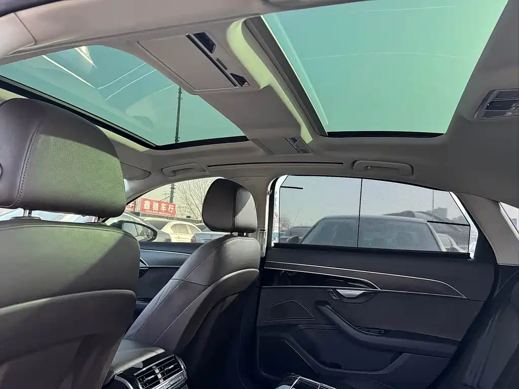 Audi Audi A8 2018 A8L 55 TFSI quattro Premium Edition 2019 - thumbnail 12