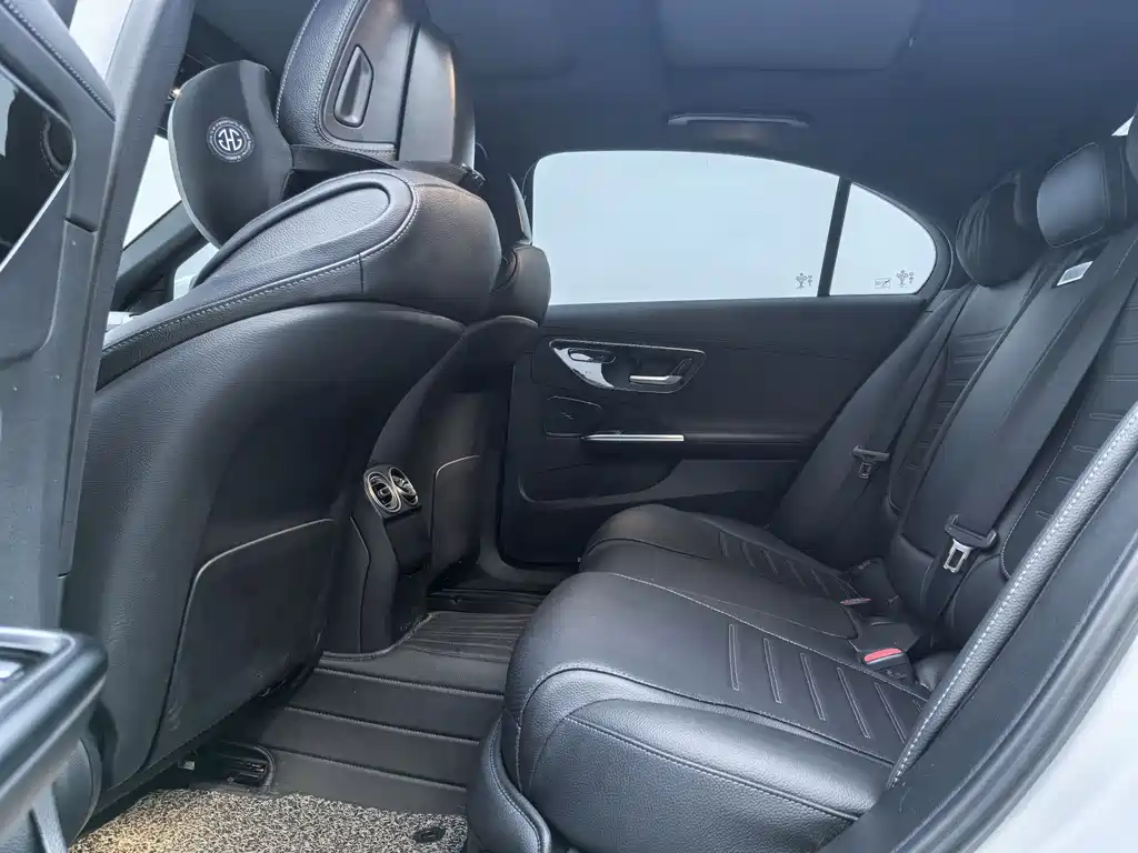 Mercedes-Benz Mercedes-Benz C-Class 2023 C 260 L Sport Edition 2023 - thumbnail 15