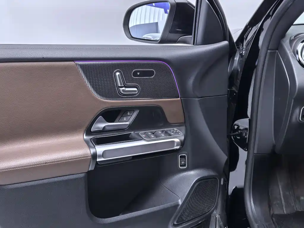 Mercedes-Benz Mercedes-Benz GLB 2023 GLB 220 Style 2023 - thumbnail 17