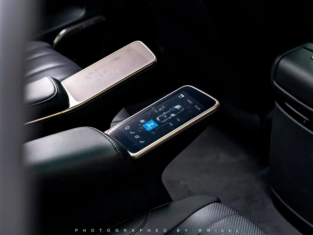 GAC AION Hyper HL 2025 700 Ultra 6-Seat AWD LiDAR Edition 2025 - thumbnail 9