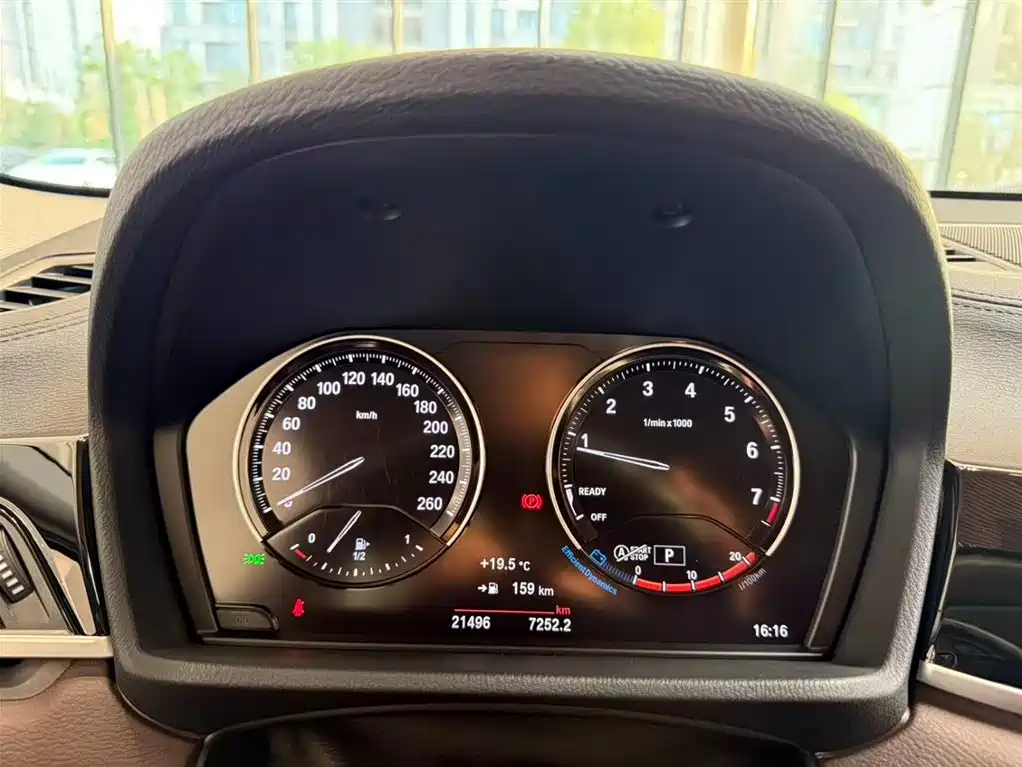BMW BMW X2 2023 sDrive25i M Sport Shadow Edition 2024 - thumbnail 4