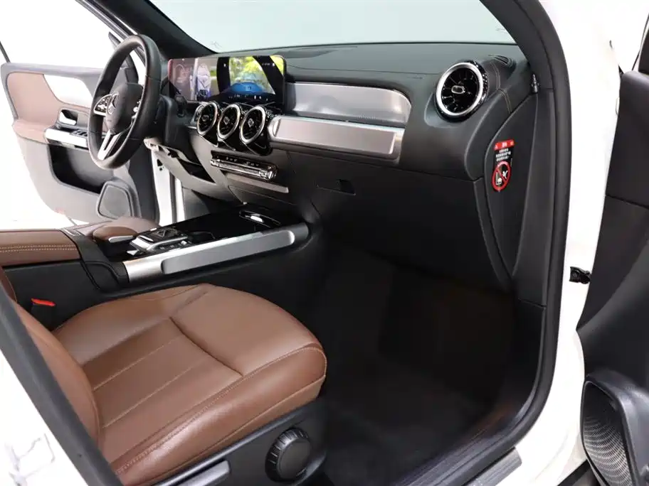 Mercedes-Benz Mercedes-Benz GLB 2022 Facelift GLB 200 Style 2022 - thumbnail 8