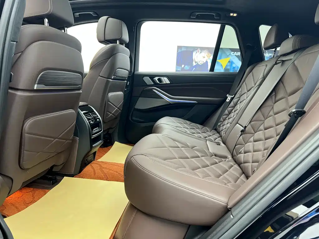 BMW BMW X5 xDrive 40Li M Sport Package 2022 Model Year 2023 - thumbnail 30