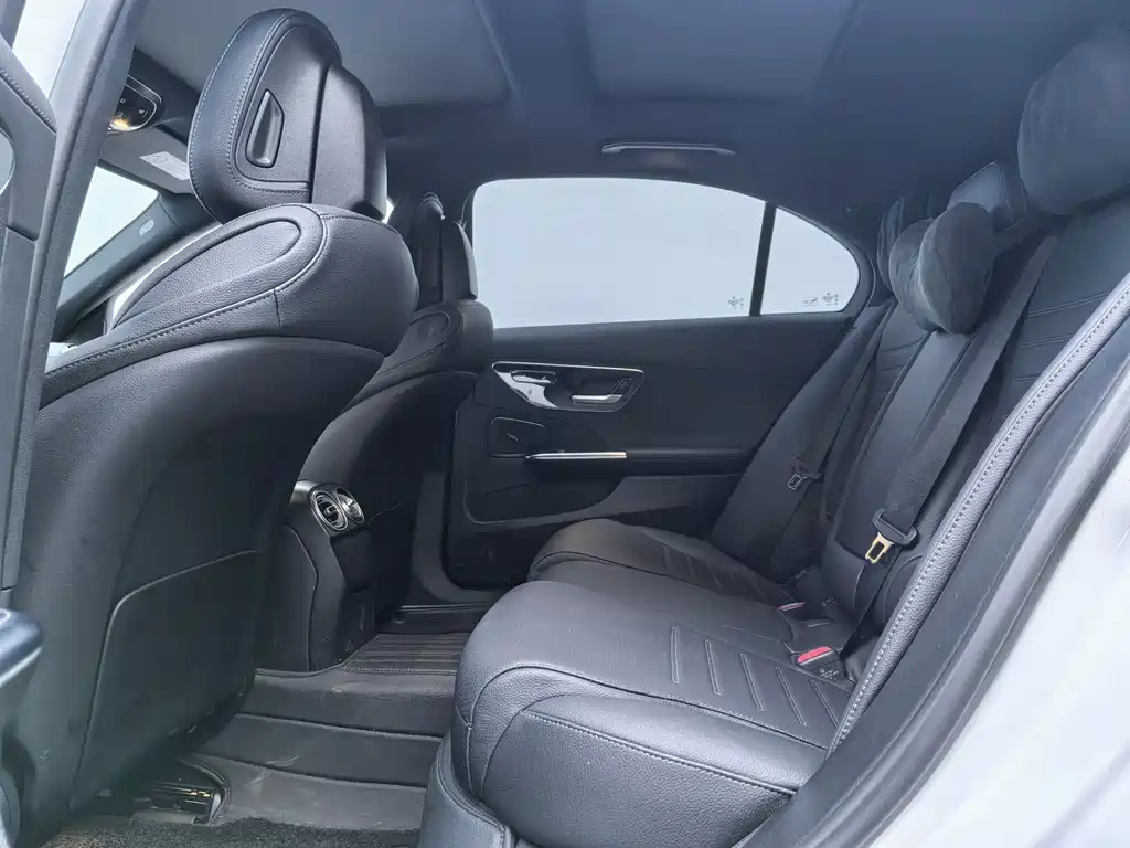 Mercedes-Benz Mercedes-Benz C-Class 2024 C 260 L Sport Edition 2024 - thumbnail 15
