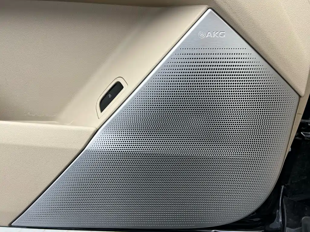 Cadillac Cadillac XT5 2025 2.0T Luxury 2025 - thumbnail 4