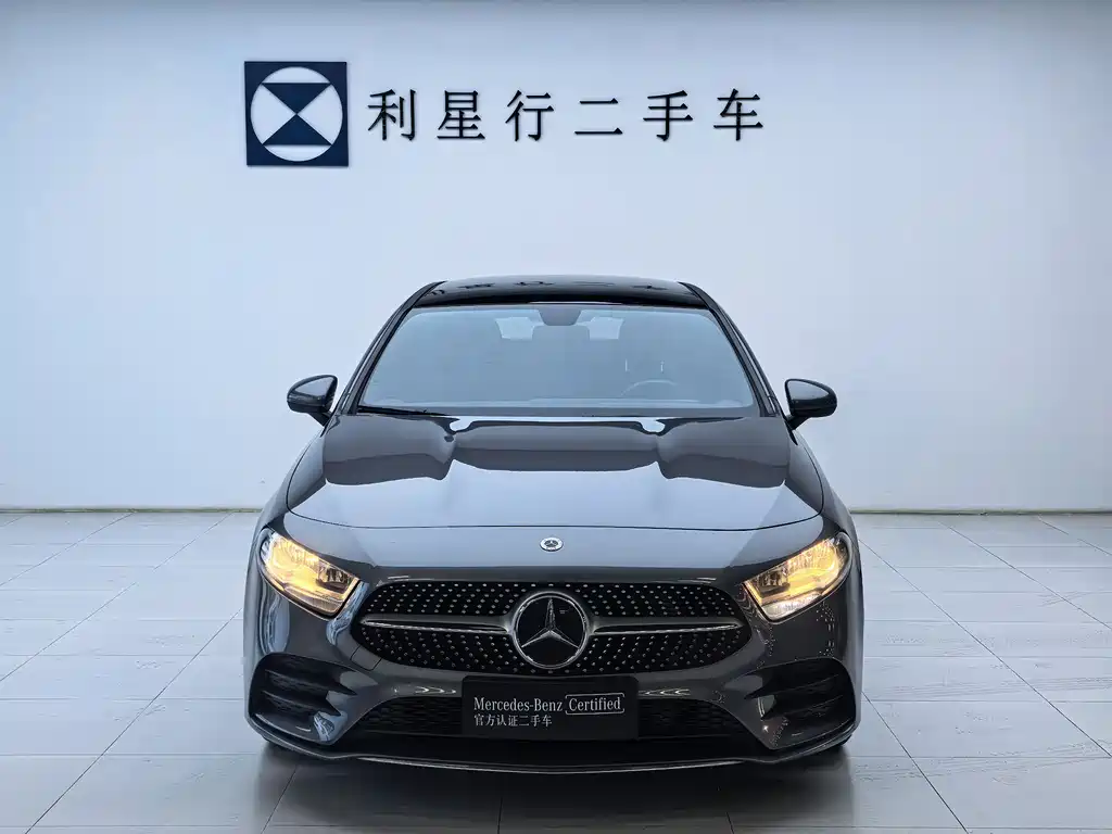 Mercedes-Benz Mercedes-Benz A-Class 2021 Model Year Facelift A 180 L Sport Sedan 2021 - thumbnail 3
