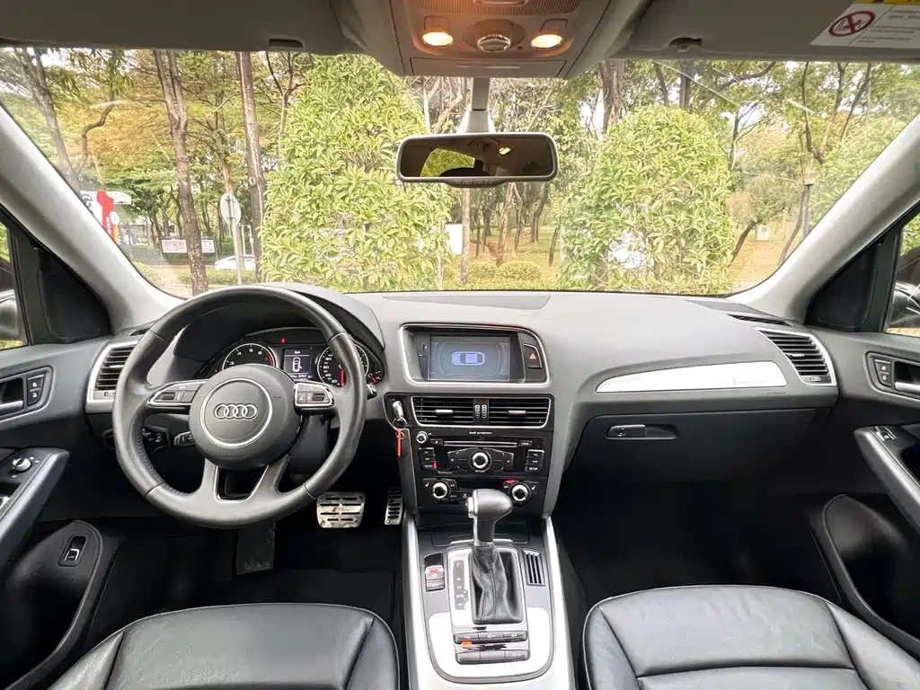 Audi Audi Q5 2013 40 TFSI Technology Package 2014 - thumbnail 4