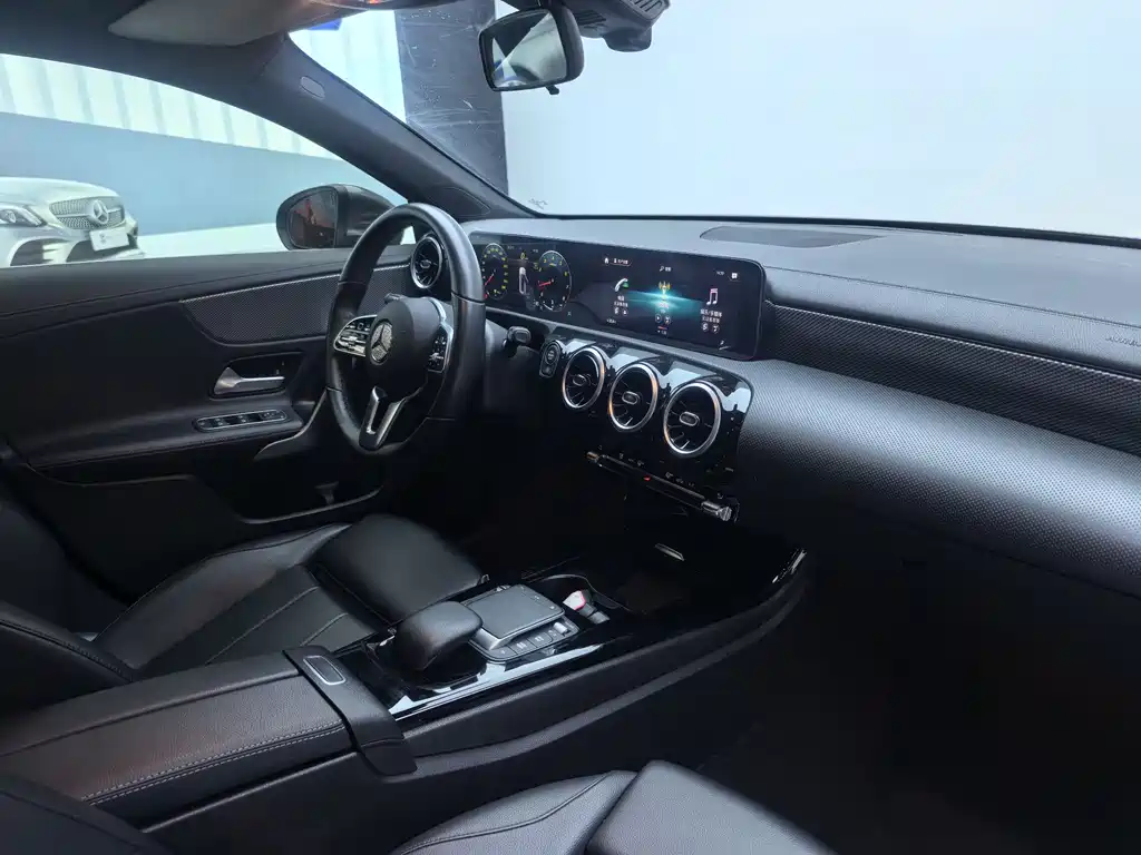 Mercedes-Benz Mercedes-Benz A-Class 2021 Model Year Facelift A 180 L Sport Sedan 2021 - thumbnail 17