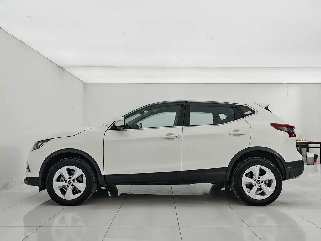 Nissan Nissan Qashqai 2023 Classic 2.0L CVT XV Comfort Edition 2024 - thumbnail 8