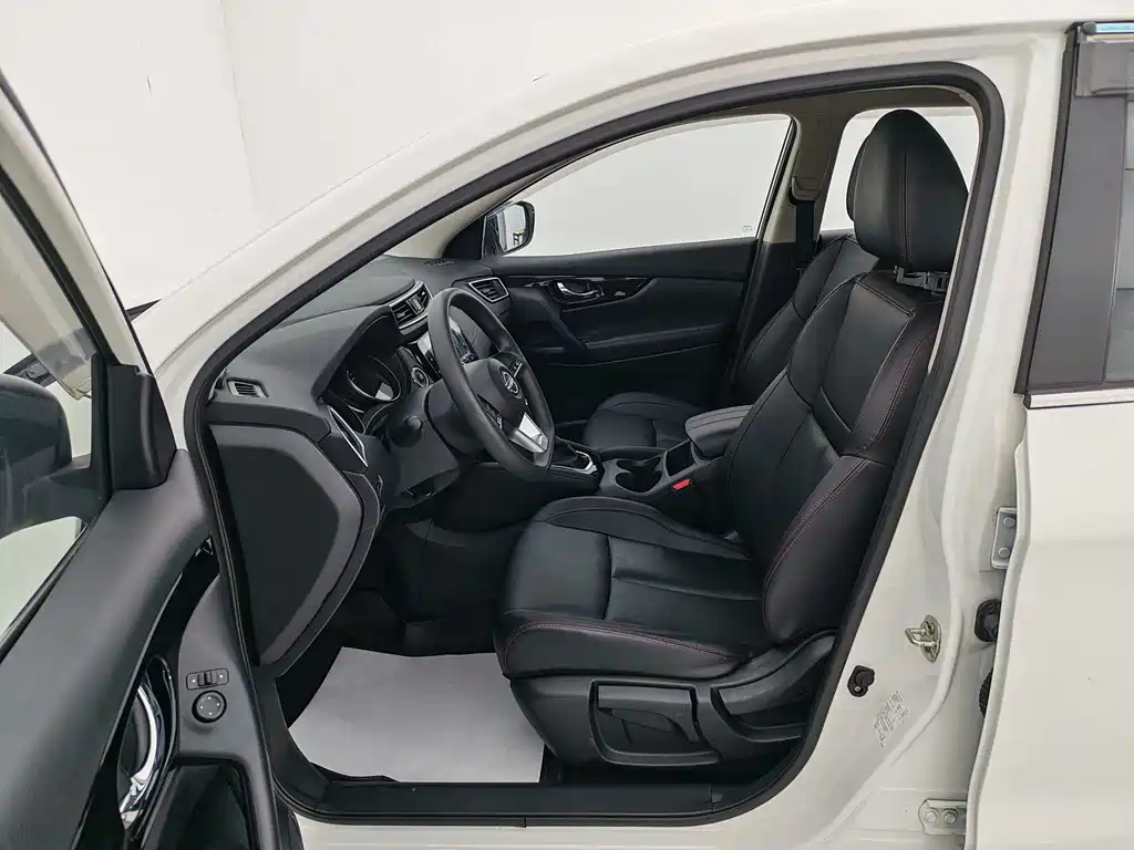 Nissan Nissan Qashqai 2023 Classic 2.0L CVT XV Comfort Edition 2024 - thumbnail 11