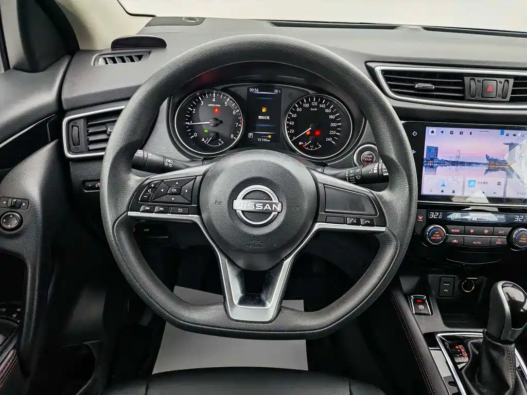 Nissan Nissan Qashqai 2023 Classic 2.0L CVT XV Comfort Edition 2024 - thumbnail 14
