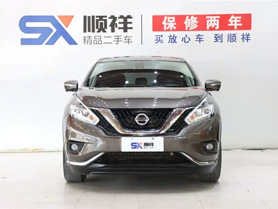 Nissan Lannia 2021 2.5L XL 2WD Intelligent Connection Luxury Edition 2022 - thumbnail 2