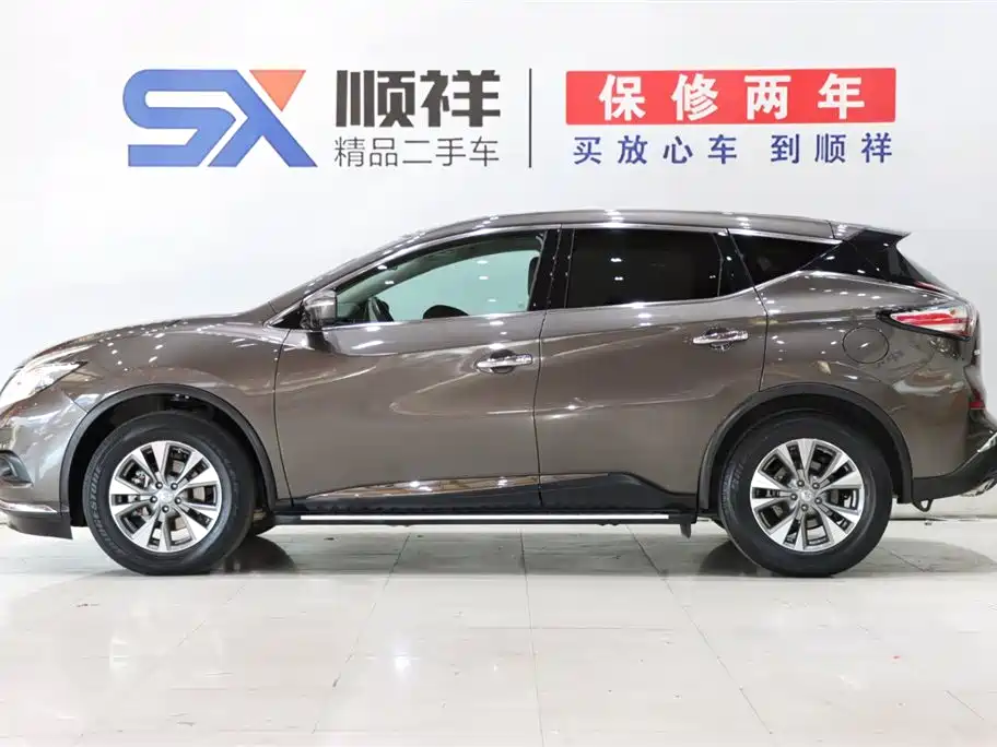 Nissan Lannia 2021 2.5L XL 2WD Intelligent Connection Luxury Edition 2022 - thumbnail 6