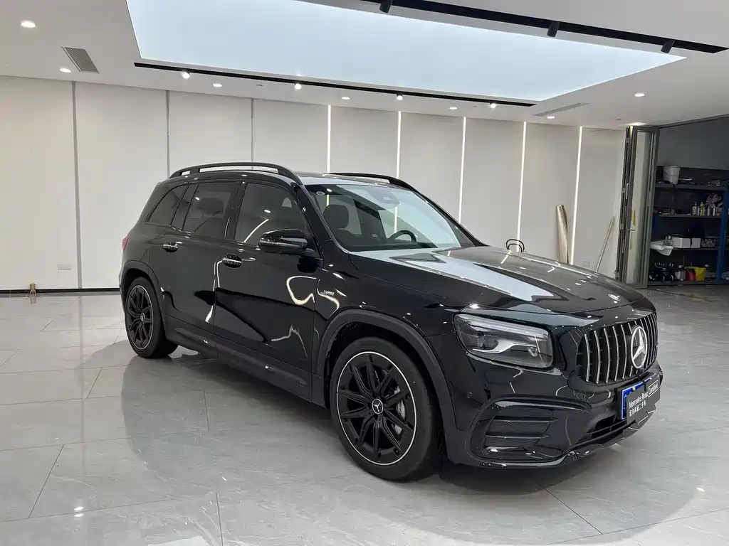 Mercedes-Benz Mercedes-Benz GLB AMG 2024 AMG GLB 35 4MATIC 2025 - thumbnail 3