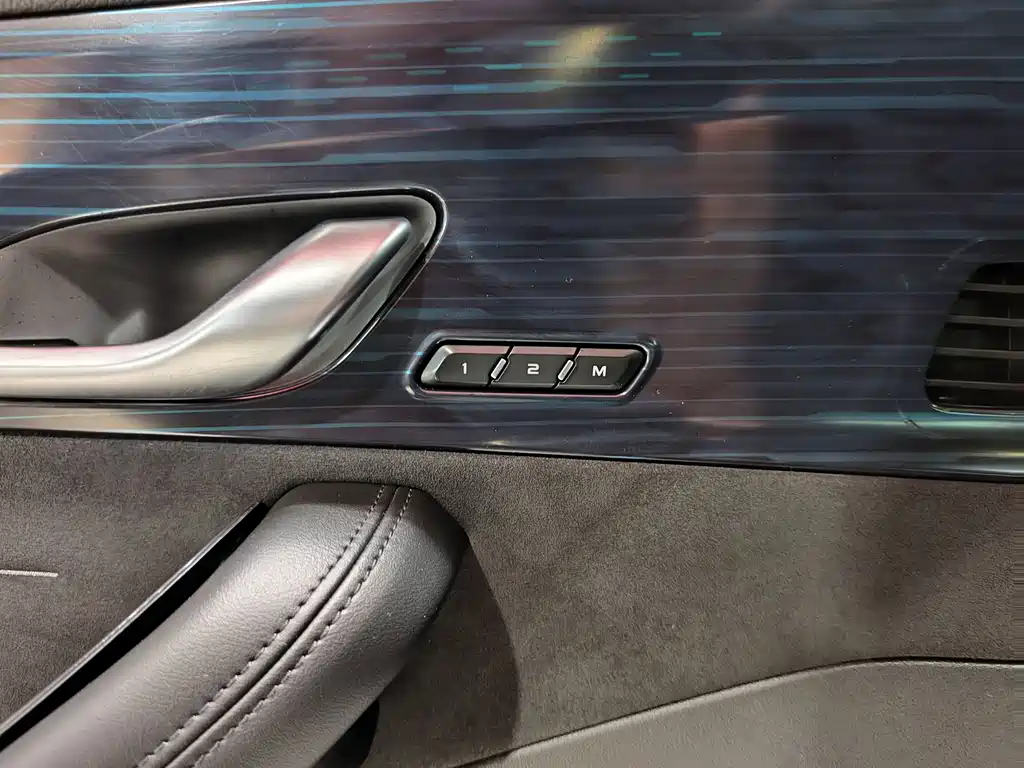 Geely Automobile Geely Xingyue L 2022 1.5T Raytheon Hi·F Hybrid Version Super Swift 2023 - thumbnail 13