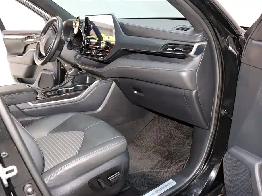 Toyota Crown Kluger 2022 2.5L HEV AWD Premium Edition 2023 - thumbnail 8