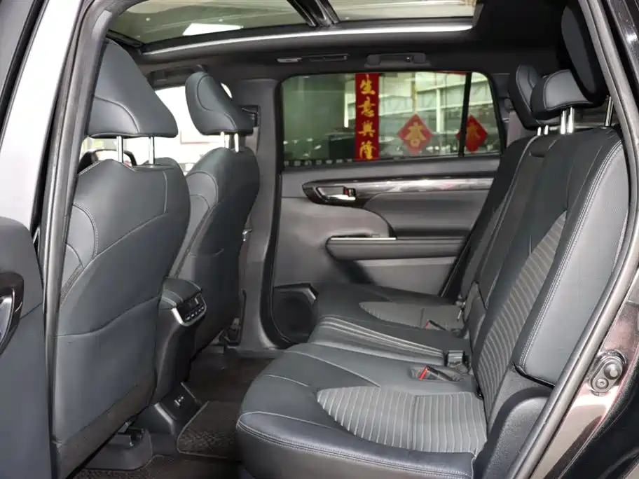Toyota Crown Kluger 2022 2.5L HEV AWD Premium Edition 2023 - thumbnail 11
