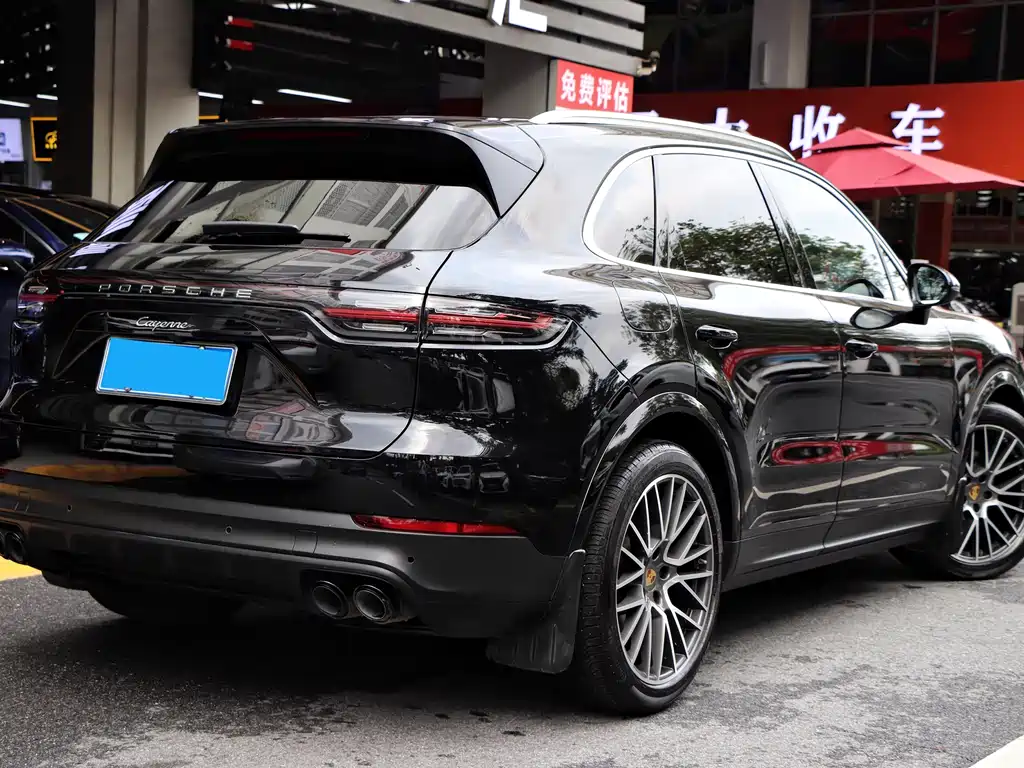 Porsche Porsche Cayenne 2022 Platinum Edition 3.0T 2022 - thumbnail 6