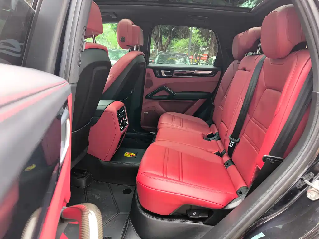 Porsche Porsche Cayenne 2022 Platinum Edition 3.0T 2022 - thumbnail 14