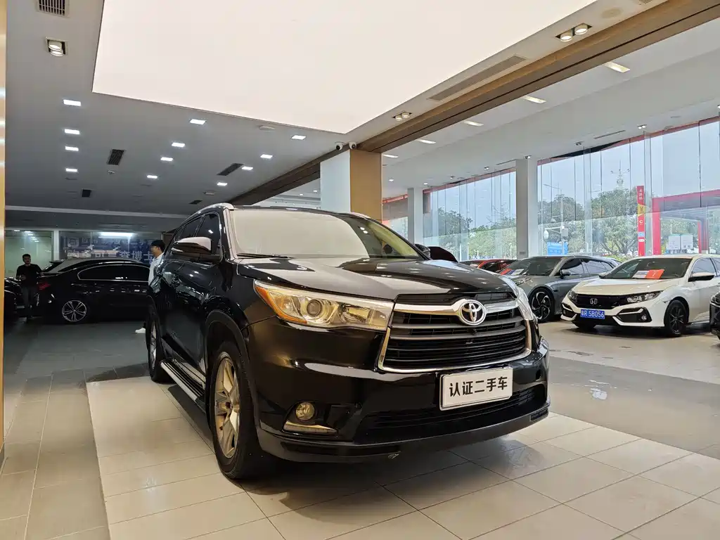 Toyota Toyota Highlander 2015 2.0T AWD Luxury 7-seater 2016 - thumbnail 3