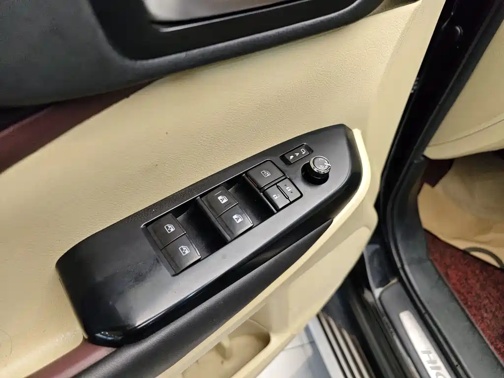 Toyota Toyota Highlander 2015 2.0T AWD Luxury 7-seater 2016 - thumbnail 8