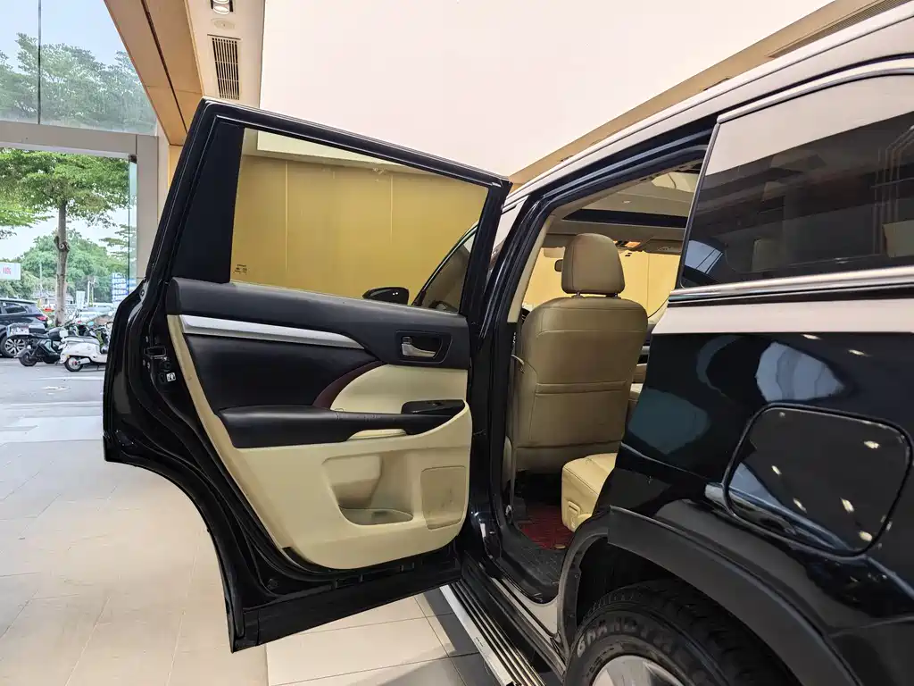 Toyota Toyota Highlander 2015 2.0T AWD Luxury 7-seater 2016 - thumbnail 20