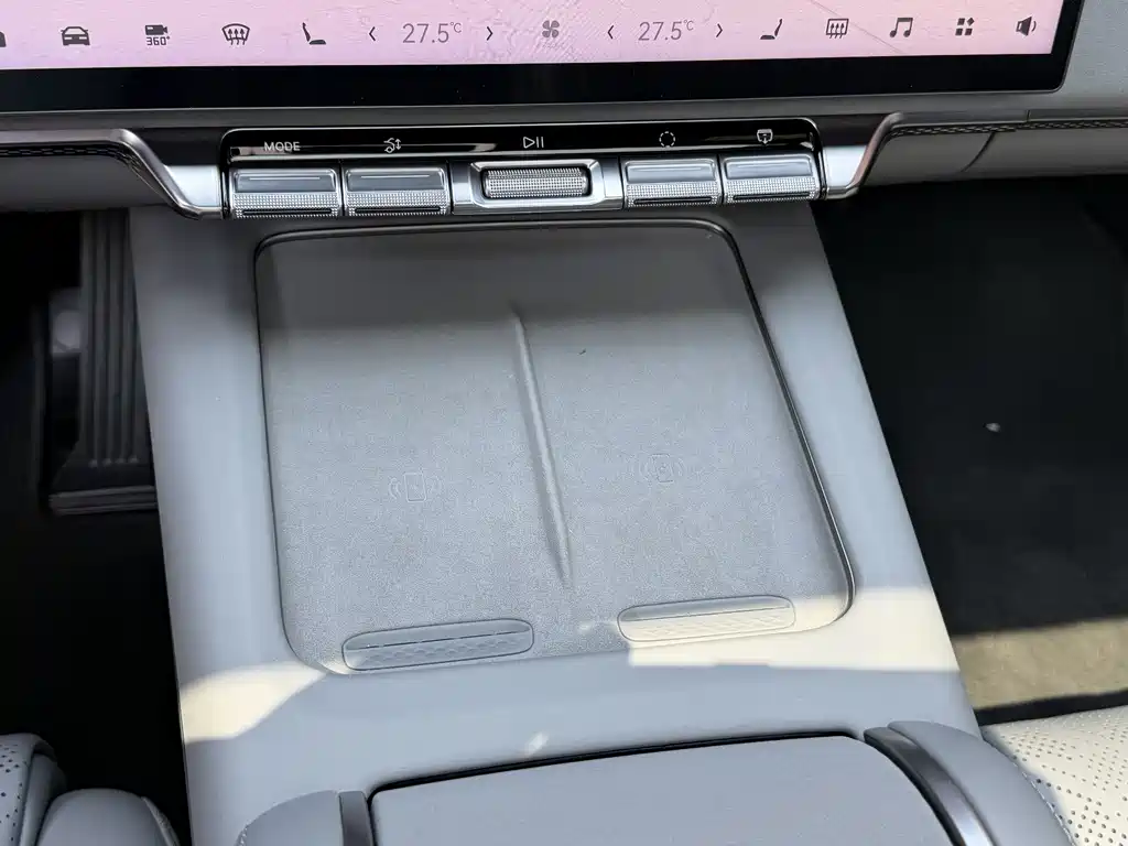 Zeekr Zeekr 7X 2025 Model 100kWh Long Range Rear-Wheel Drive Intelligent Driving Version 2024 - thumbnail 14