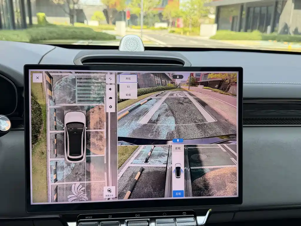 Zeekr Zeekr 7X 2025 Model 100kWh Long Range Rear-Wheel Drive Intelligent Driving Version 2024 - thumbnail 19