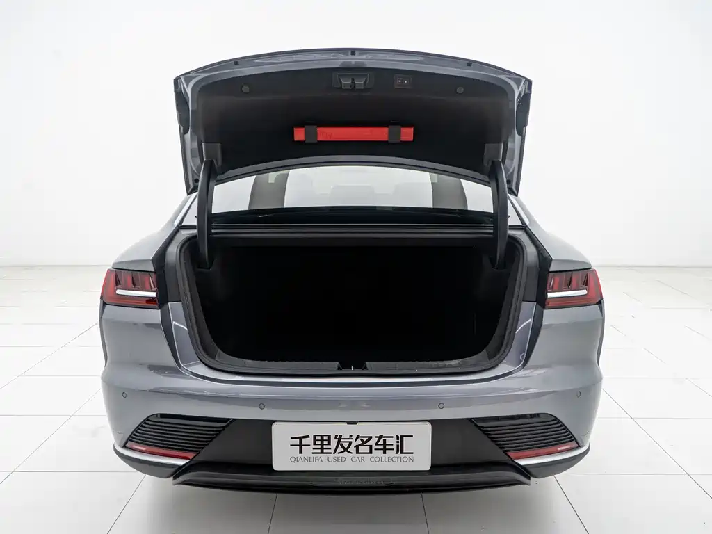 BYD BYD Han 2021 EV Standard Range Luxury Edition 2022 - thumbnail 17