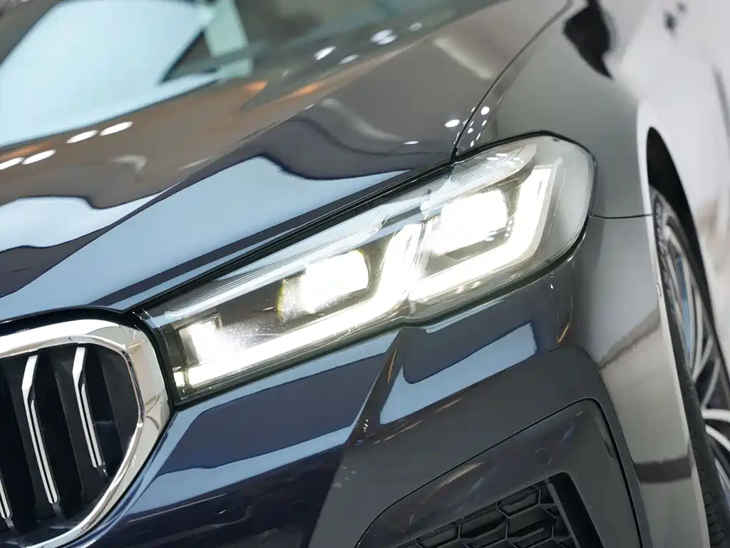 BMW BMW 5 Series 2022 Model Year Facelift 530Li Leading Type M Sport Package 2022 - thumbnail 7