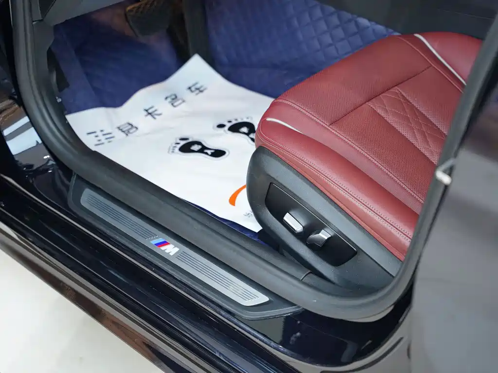 BMW BMW 5 Series 2022 Model Year Facelift 530Li Leading Type M Sport Package 2022 - thumbnail 12