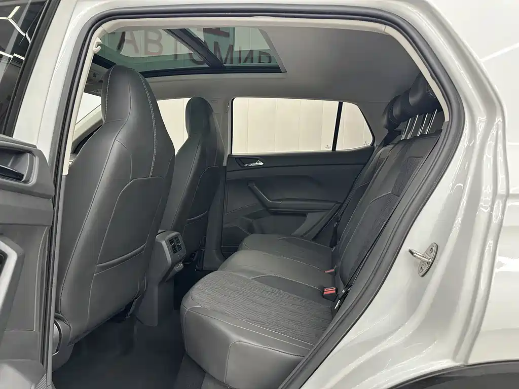 Volkswagen Tiguan 2022 280TSI DSG Comfort Edition 2023 - thumbnail 5