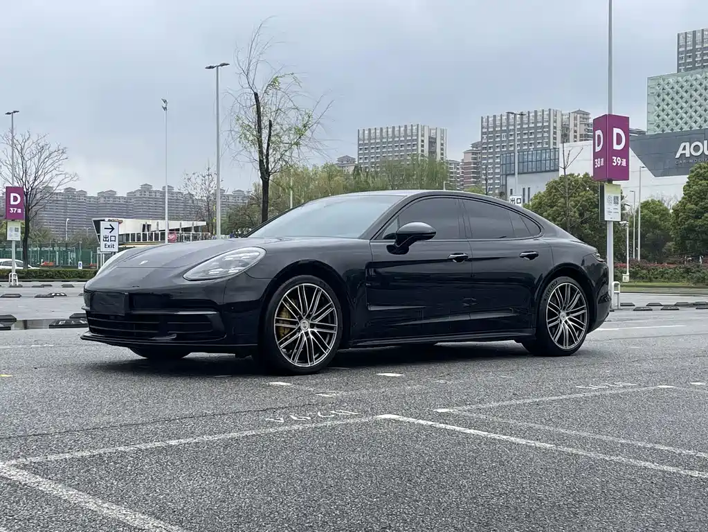 Porsche Porsche Panamera 2017 3.0T 2018