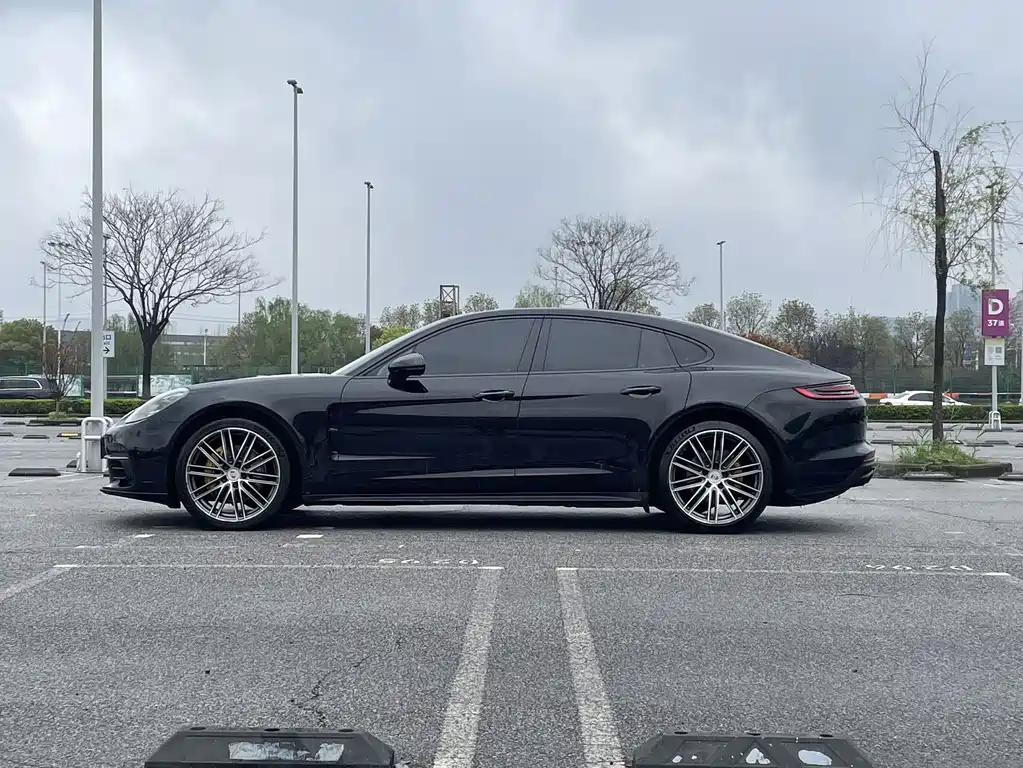 Porsche Porsche Panamera 2017 3.0T 2018 - thumbnail 4