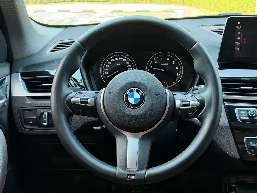 BMW BMW X1 2020 sDrive20Li Fashion Edition 2020 - thumbnail 7