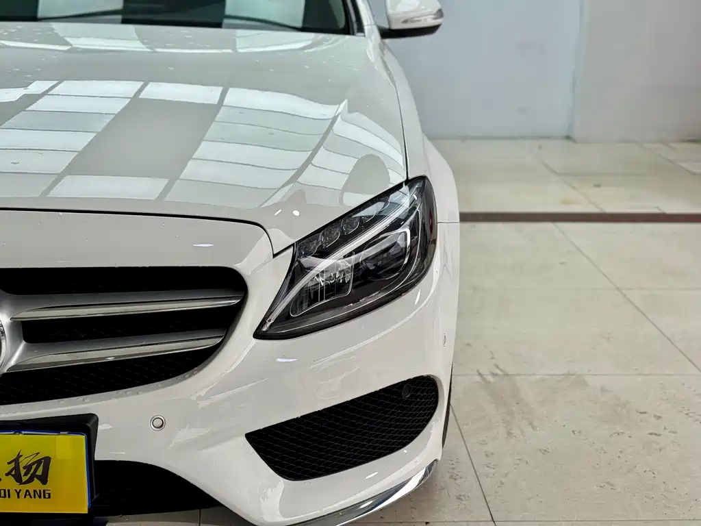 Mercedes-Benz Mercedes-Benz C-Class 2017 C 200 L Sport Edition 2017 - thumbnail 4