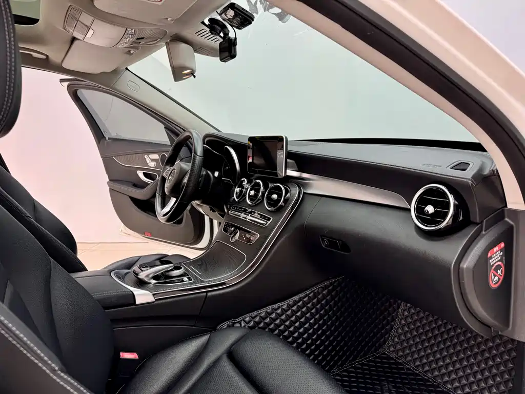 Mercedes-Benz Mercedes-Benz C-Class 2017 C 200 L Sport Edition 2017 - thumbnail 14