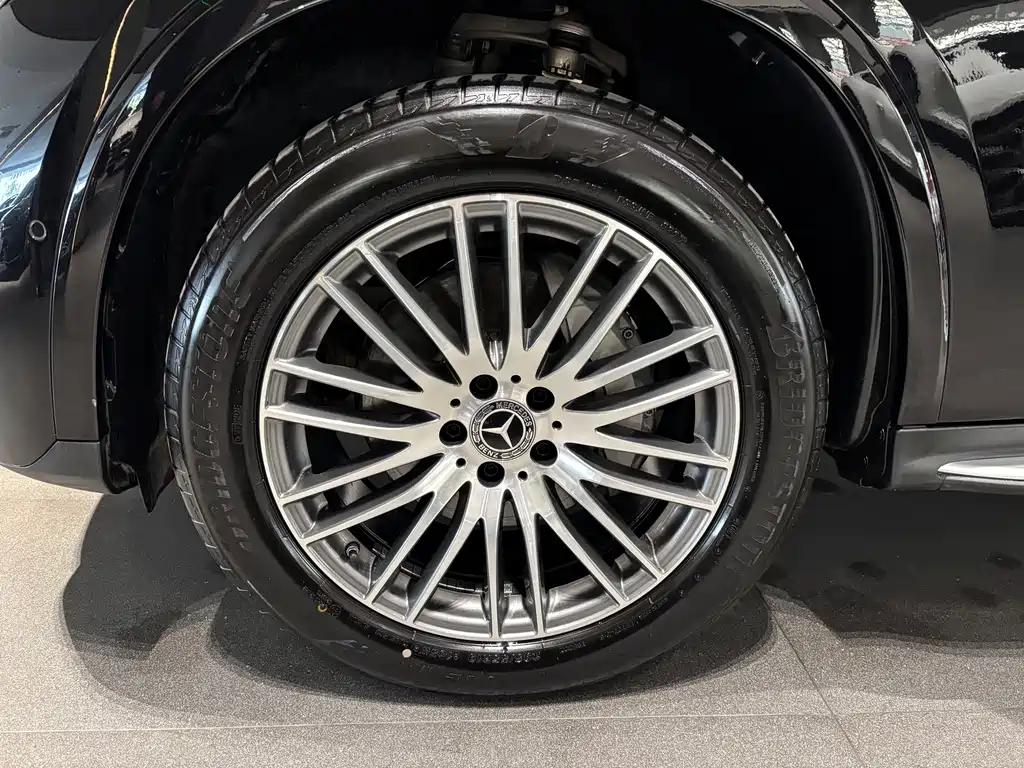 Mercedes-Benz Mercedes-Benz GLC 2025 GLC 300 L 4MATIC Dynamic Model 5-Seat 2025 - thumbnail 8