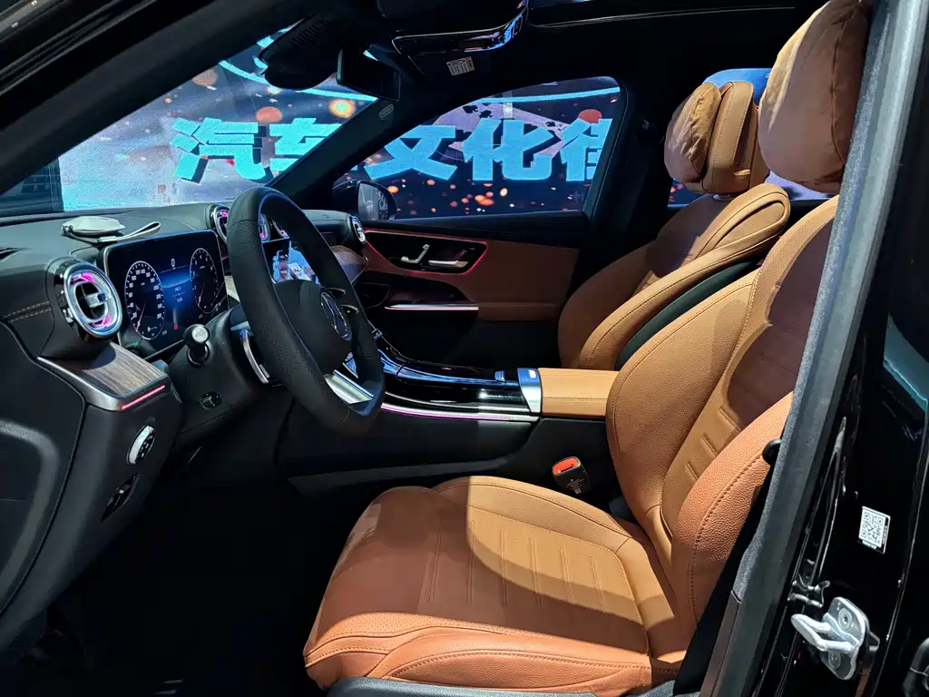 Mercedes-Benz Mercedes-Benz GLC 2025 GLC 300 L 4MATIC Dynamic Model 5-Seat 2025 - thumbnail 9