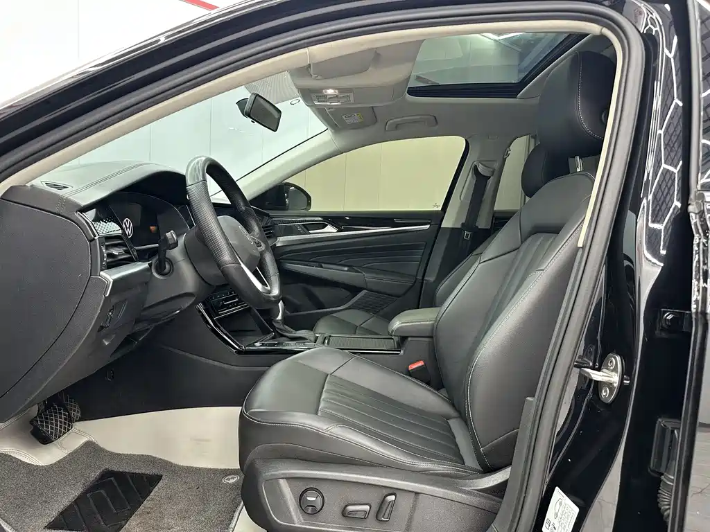 Volkswagen Volkswagen Passat 2023 Model Year Facelift 280TSI Elite Edition 2023 - thumbnail 4
