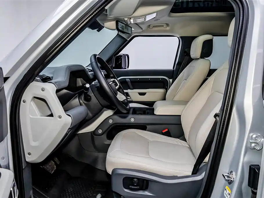 Land Rover Land Rover Defender 2022 110 P400 Dark Black Special Edition 2022 - thumbnail 6