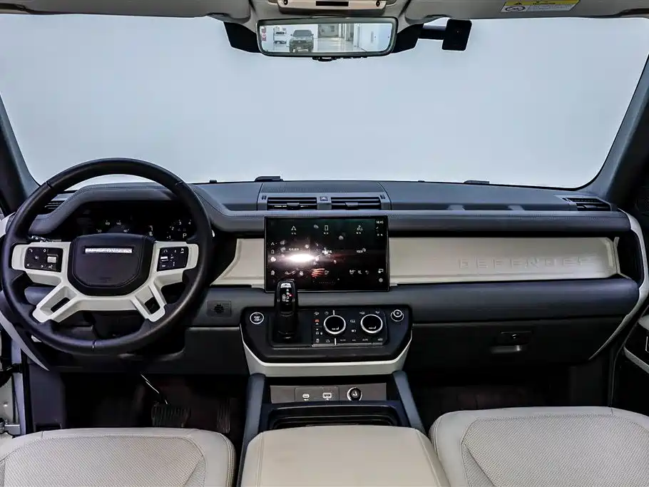 Land Rover Land Rover Defender 2022 110 P400 Dark Black Special Edition 2022 - thumbnail 20
