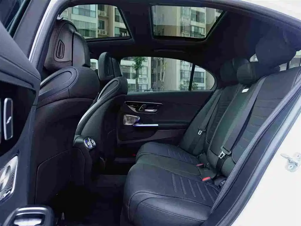 Mercedes-Benz Mercedes-Benz C-Class 2024 Model Year Facelift C 260 L Night Sport Edition 2024 - thumbnail 11