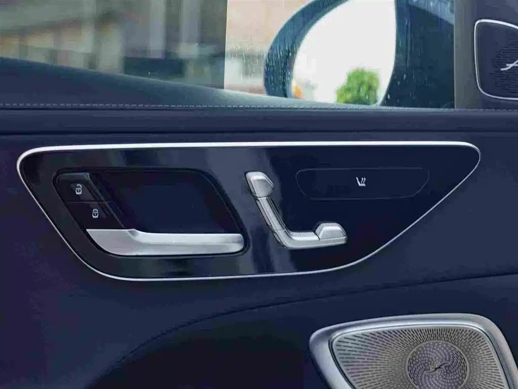 Mercedes-Benz Mercedes-Benz C-Class 2024 Model Year Facelift C 260 L Night Sport Edition 2024 - thumbnail 14