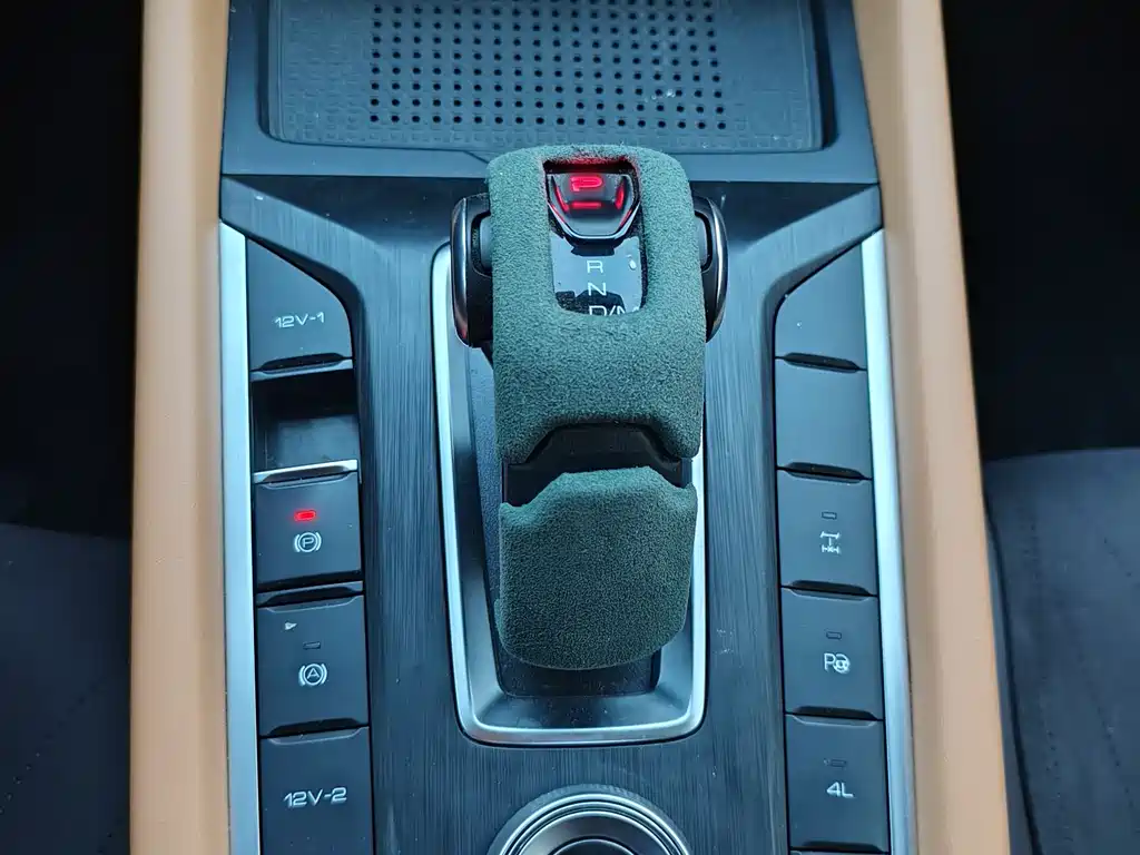 Great Wall POER 2023 2.0T Commercial Automatic Gasoline AWD Premium GW4C20B 2024 - thumbnail 13