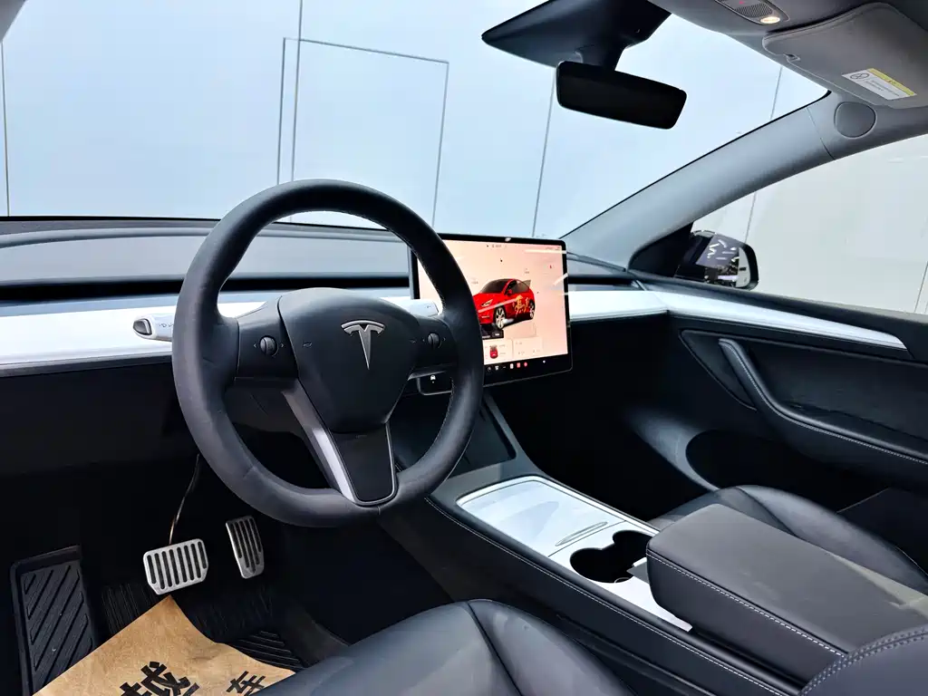 Tesla Model Y 2022 Rear-Wheel Drive 2023 - thumbnail 8